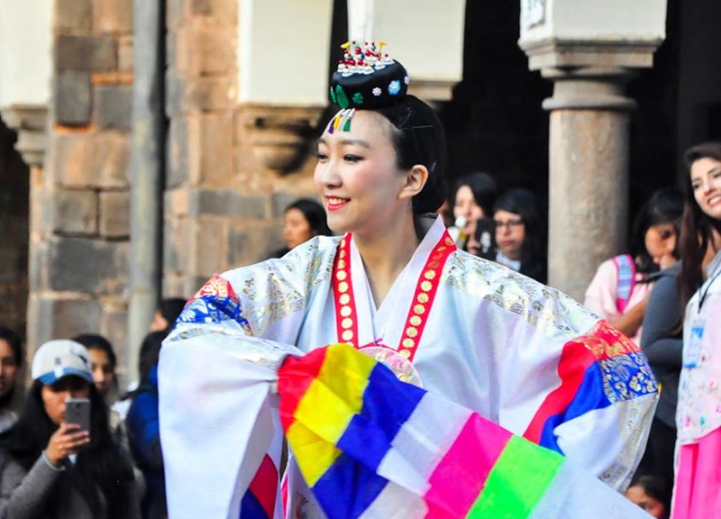 Exhibición de danza tradicional coreana.